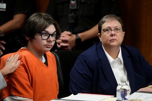 Prosecutor urges life sentence for Ethan Crumbley
