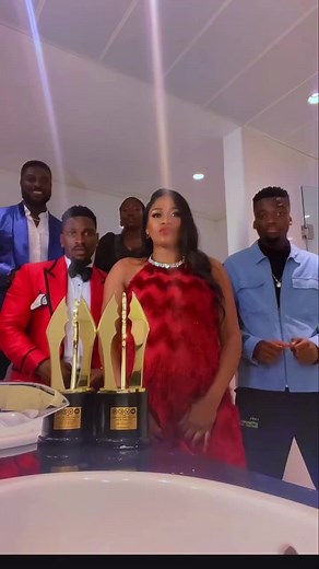 Tobi, wife & friends celebrating his AMVCA Best Actor Award. Congratulations to him again 😊 DM for ADVERTS. | Mercy Obidake