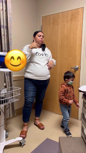 Sign Language Interpreter for Medical Check-Ups | VRI Benefits and Limitations