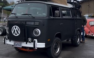 假期在景区人挤人？不如郊外露营吧。大众T2