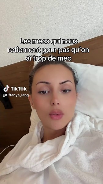 Vidéos de Tiffanya (@tiffanya_labg) avec son original - Tiffanya