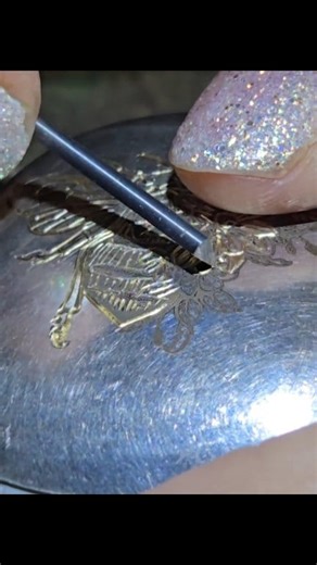 1.2K views · 23 reactions | I wanted to share a bit of the air engraving process with you! This video has been sped way up for you (since this is a long, slow process)  Please keep in mind I'm still new to this. #engraving #spoonart #DIYCraft #handmade #learning | Robyn's Silverware Creations | Facebook