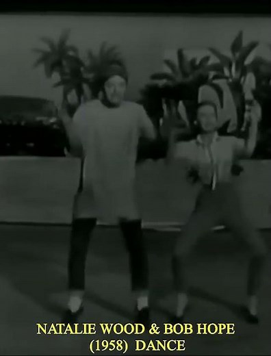 NATALIE WOOD & BOB HOPE 1958 DANCE