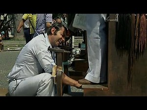 Cirage de pompes - le Retour du Grand Blond 1974 - Pierre Richard