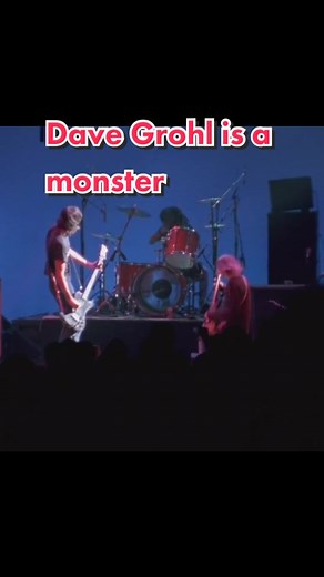 Unleashing the Power of Dave Grohl: Epic Drum Solos from Nirvana Era