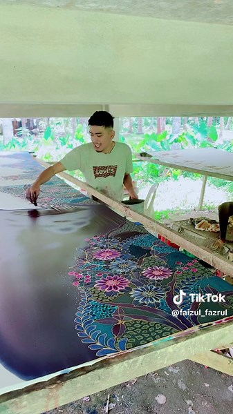 Mencipta Batik Lukis dengan Kreativiti Terkini