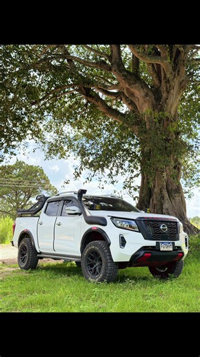 Nissan Tacoma and Toyota Tacoma 4x4 showcase