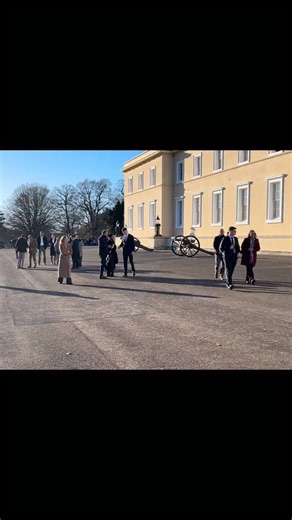 RMA Sandhurst on Instagram: "The CC261 intake of 157 UK Officer Cadets arrived at the Royal Military Academy Sandhurst this week to begin their 44 week journey to become British Army Officers. Dressed smartly in suits, the new OCdts took photos on the famous Old College steps before being checked in by staff. They were then welcomed into the Grand Entrance by John the Porter, where they said their final fairwells. From there the new OCdts moved into reception processing whilst supporting parents
