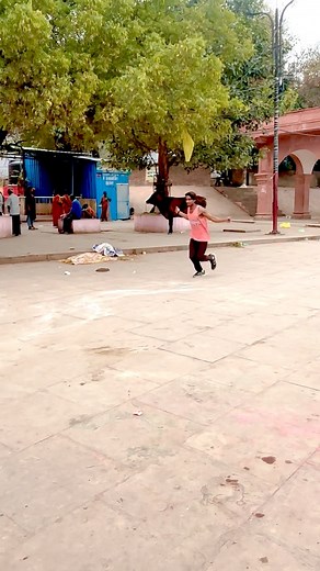 Dog 🤸🏻 reaction back flip in public reaction #treanding #instamood #dogslife #reaction #reelsvideo #treanding #jump #stunt #back #flip #public #reaction | Rohit Kumar