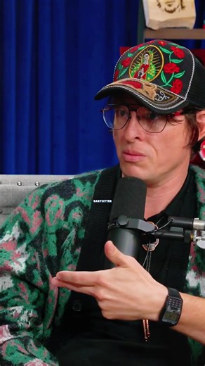 Childhood trauma prank! 🥺😳🫣 #theoreticalclips #theovon #theovonclips #stephenwilsonjr #podcastclips #theovonpodcastclips #fyp #dating #boy #weekend #talkshow #cma #gary