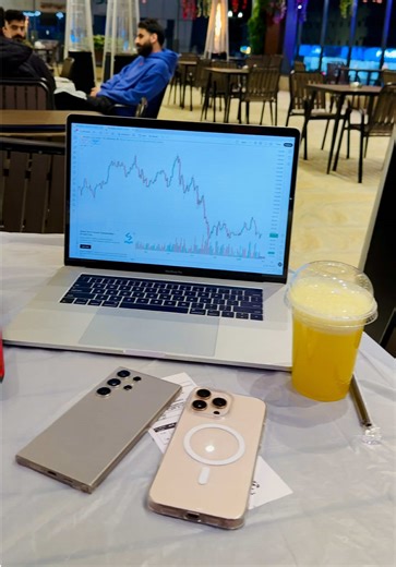 Zindagi Mein Sab Kuch Chahiye: Crypto Trading Aur Dubai