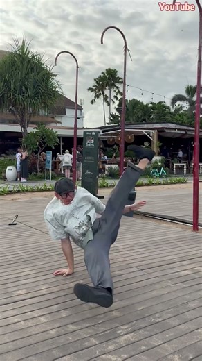 Play as an 80 year old man exercising at the beach#dance #gongfu #fyp #funny