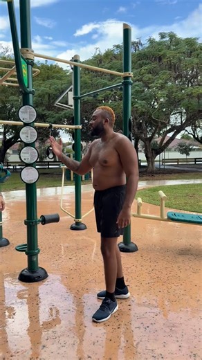 Myles Oghina | How bad do you value your desire ( to win ) - Muscle Up Teacher | Instagram