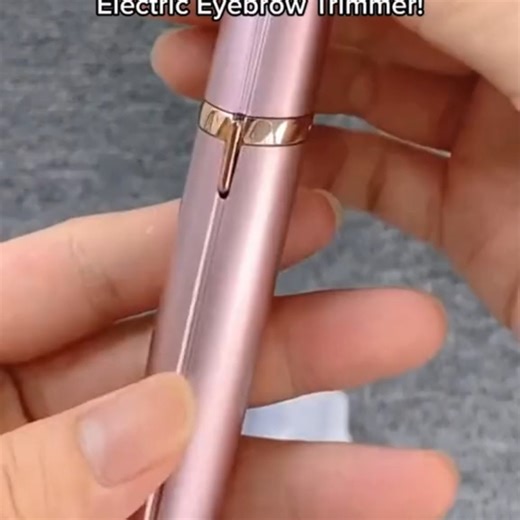 Galaxy Nova on Instagram: "Product Name: Electric Eyebrow Trimmer Achieve flawless, salon-worthy brows anytime, anywhere with the Electric Eyebrow Trimmer 💅⚡ Designed for painless precision, this must-have beauty tool removes fine hairs instantly while maintaining the shape and definition of your natural brows. Whether you’re maintaining arches between salon sessions or doing a full shaping routine at home, the micro-blade system ensures accuracy without redness, pulling, or irritation. 