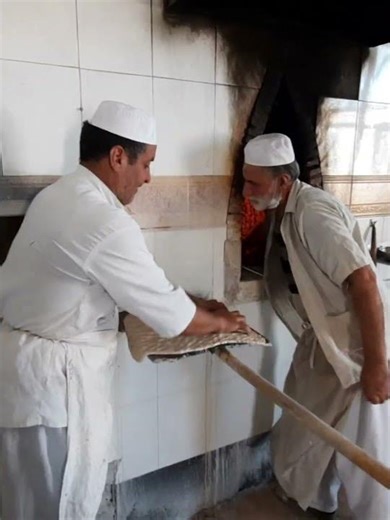 "How 1 Baker Makes 1000 Loaves in a Day!"