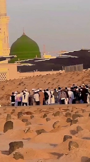 The Ancient 4,500-Year-Old Tunic at the Egyptian Museum. . . . . . . . #AncientDiscoveries #AlienMummy #OutofthisWorld #historyfacts #history #community #heritage #archaeoloynews #archaeologist #archaeology #archaeological #archaeologylife #romanempire #roman #RomanBritain #romanbritain #historylovers #historyinthemaking #historymatters #history #historyfactscl #Fall2024Trends | Jahan Talks