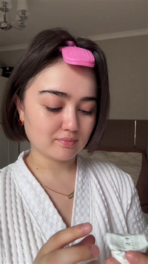 Less Is More: Minimal K-Beauty Makeup & Skincare Routine