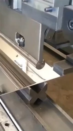 IVILATooling on Instagram: "Built for Demanding Production Environments Maximize your operational uptime. Our durable tooling withstands intensive use, ensuring reliable performance and long-term cost efficiency. & WhatsApp: +86 15062292286 #PressBrakeTooling #CNCPressBrake #SheetMetalForming #PunchAndDieSets #VDie #RadiusFormingDie #GooseneckPunchTools #MultiVBlocks #AccurateBendingDies #DurableTooling #MetalFormingSolutions #FabricationTools #IndustrialBending #PrecisionDies #SheetMetalTools #