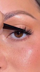 348K views · 471 reactions | The quickest lash application  Can be reused again and again with no glue needed. Self Adhesive Half Lashes are available in 3 styles on LillyLashes.com ✨ Styles featured: 勺 WildChild 勺 StarCatcher 勺 DayDreamer | Lilly Lashes | Facebook