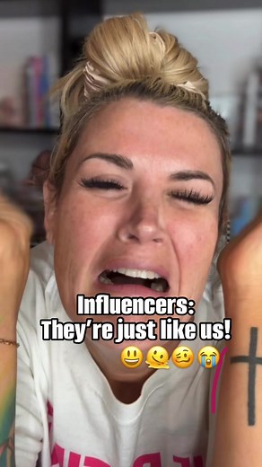 💩For the record, I did not shit my pants right there in front of God and everybody, but y’all it was a little too close for comfort 🥴🫠 👉🏼Also, I wanted to share because we’re all the same 🤷🏼‍♀️ We all have our things that happen because we’re all HUMAN! so definitely don’t compare yourself to people online who you think are perfect or have it all. They shit their pants too! 😃 @Brooke Finnigan this made me think of your hat 😂😂😂