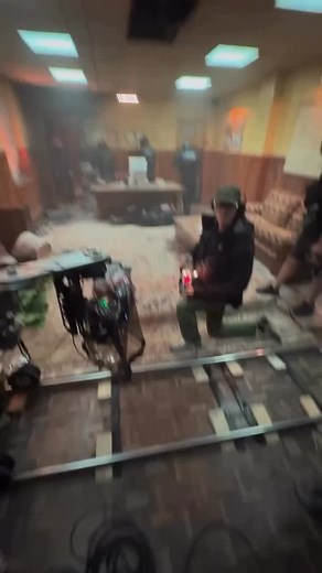 Repost #thecinebox Credits: @filmcrewmagazine #behinthesence #velvetlight #videographer #filmmaker #filmmaking #filmlighting #filmgear #griplife #setlife #onset #makingmovies #cinematography #filmproduction #filmindustry #behindthescenes #FilmCrewMagazine #videographer #filmmaker #filmmaking #filmlighting #filmgear @film @movie @credit @ bts @follow @dubai #filmmaking | The Cine box