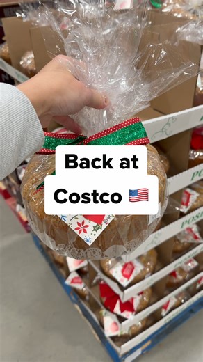 🧁 Posh Pantry Buttermilk Cinnamon Streusel Cake (🇺🇸 Itm. 3308) is a giant cinnamon loaf with a buttery crumb topping that slices easily for sharing. Would this be your pick for a morning coffee treat? #CostcoFinds #CostcoHaul #CostcoDeals #BakeryLove #SweetTooth #CostcoUSA #PoshPantry | Andy Shen