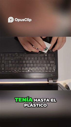 Cómo quitar la pantalla de tu Laptop HP 💻🖼️ #Shorts