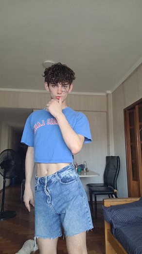 Gay Dance: Trendy Twink Dancing Videos