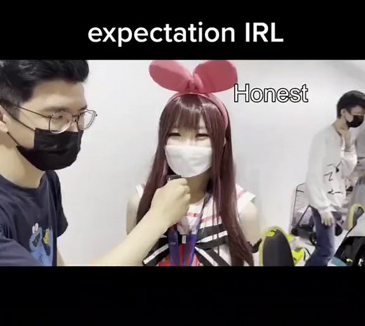 Miku and AI's Cosplay Opinions - Senko Project Collaboration