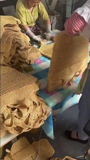 Inside the Workshop: Premium Handmade Straw Bag Production & Shaping