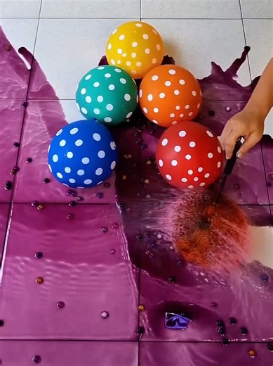 Satisfying Water Burst 😮🔵💦#asmr #water #satisfying #water #waterball