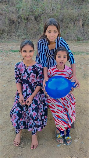 yellow Anam balloon 🎈