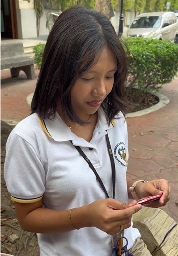 Hungry and need a break? Kitkat is there for you when you need it most! Grab a pack, take a snap, and give yourself the break you’ve earned 🍫 #Haveabreak #KitKat #fyp #thomasian #ust