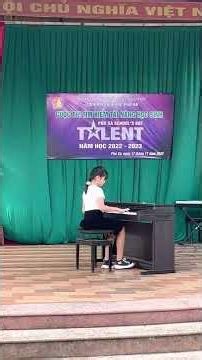 Độc tấu Piano - Hà Phương lớp 5D