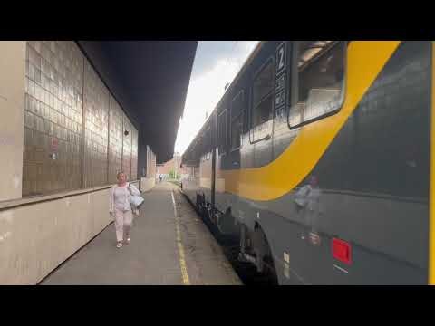 Skoda 16Ev train departing Riga station