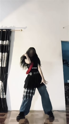 Electric Shock Dance Tutorial: Learn the Moves