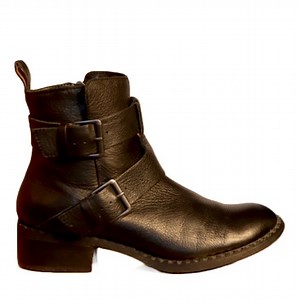 Gentle Souls by Kenneth Cole “Best of Moto” Black Leather Boot | Size 7.5M