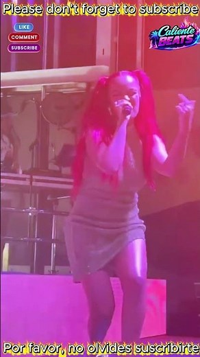 🔥 Karol G canta TQG EN VIVO 😱 Primera vez en concierto #shorts #karolg