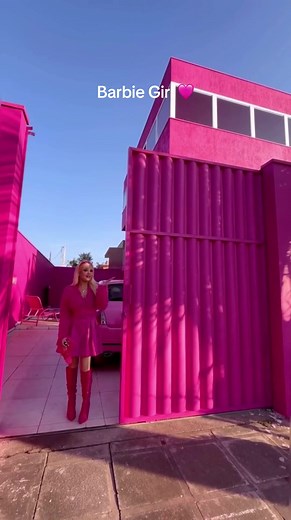 Barbie Pink Doll Kitchen Design: Bruna Barbie's Pink Cooking Adventure