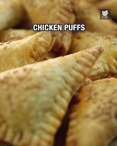 Flaky, golden, and filled with spicy chicken goodness – enjoy these irresistible Indian-style Chicken Puffs! Host: Varun Inamdar Ingredients:- 500 grams puff pastry For the Filling:- 1 cup Chicken mince 2 tbsp. Oil 1 tsp. Cumin seeds ½ cup onion chopped Salt as required 1 tbsp. Ginger garlic green chilly paste 1 tbsp. Coriander powder ½ tsp. Chilli powder ½ tsp. Turmeric powder ¼ cup corriander leaves ¼ cup mint leaves For the Eggwash:- 1 egg yolk 1 tbsp. water ½ tsp. Salt 2 tbsp sesame seeds Co