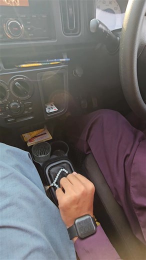 97K views · 2.7K reactions | Gear shifting method in manual vehicle #drivingschool #drivinglessons #drivingtest #roadsafety #drivingexperience #driving #DrivingMistake #learntodrive | Malik Driving school | Facebook