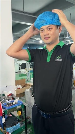 Full-automatic shower cap making machine – From nonwoven roll to finished cap in seconds!