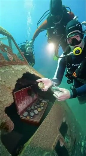 Deep Sea Secrets You Won't Believe! 🌊 #Shorts #Ocean #Mystery ☼ 🌟