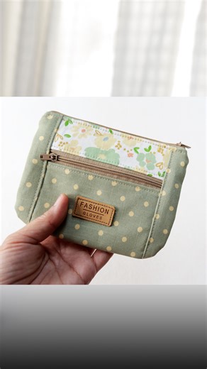 Ae PooiM | How to make a zipper purse! Cute & Easy. Learn more: Watch full video version with measurement detail on my youtube channel “Ae PooiM” as... | Instagram