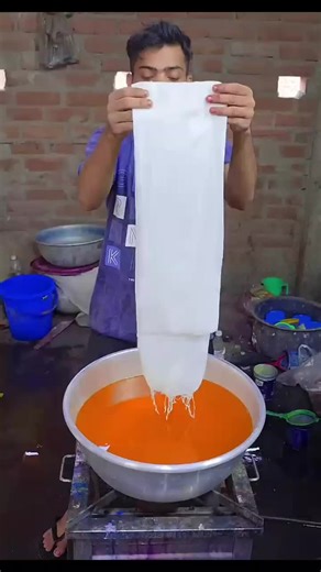 Geometric Pattern Tie-Dye Fabrics for Unique Clothing Design
