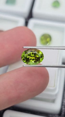Natural Green Tourmaline Oval Cut Loose Gemstone – Neon Lime Green Tourmaline – Bright Vivid Gemstone | 2.39 Cts | 9.7x7.2 Mm | B13.2 - Etsy