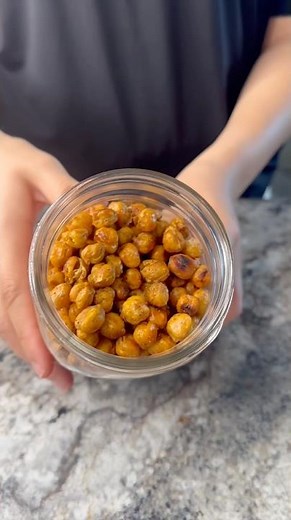 Low-Calorie Roasted Chickpeas! #Healthy #WeightLoss