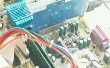 因为过度超频，CPU爆炸了