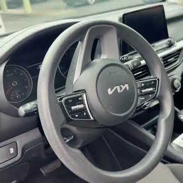 Walkaround Tour of 2023 Kia Forte LXS