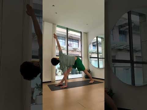 35-Minute Leg Slimming Yoga Follow-Up: Hip Tuck Pose Sequence